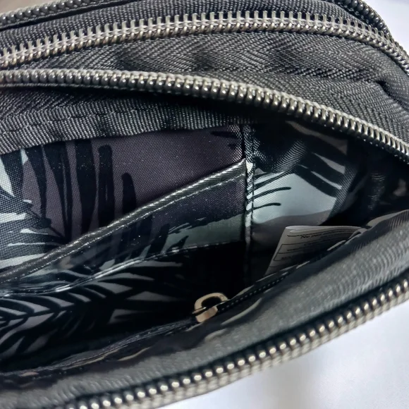 LUG Coupe SE Crossbody Convertable Belt Pack Chic Minimalist Metalic Black - Picture 10 of 15